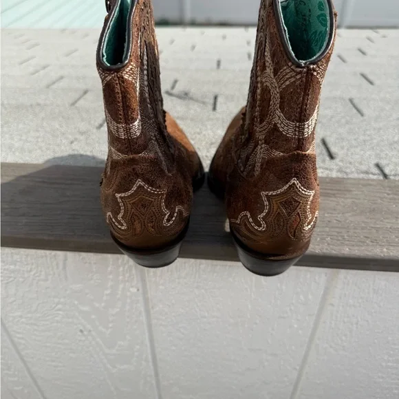 Corral Ladies Cognac Embroidery Studs Ankle Boots C3865 - Picture 4 of 8